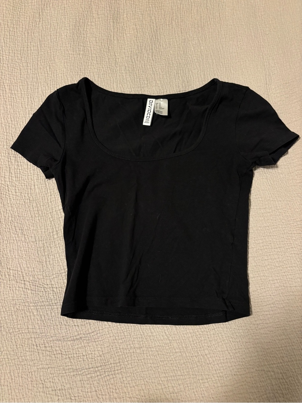 H&M Black Scoop Neck Short Sleeve Crop Top